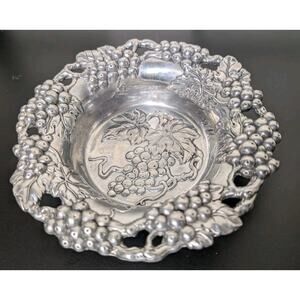 Vintage Arthur Court 1995 Grapes Wine Bottle Coaster Holder Snack Dish Bowl